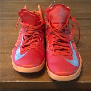 Nike orange shoes Size 11